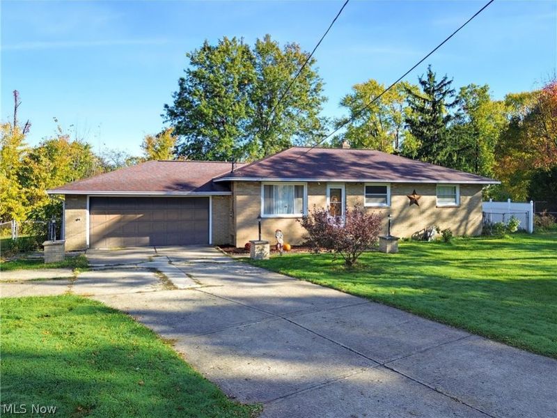 52 Bettie Lane, Brunswick, OH 44212 Photo 3