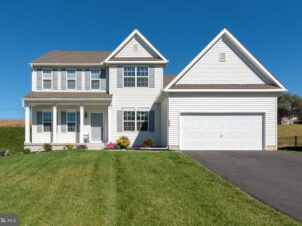 732 BILLY DRIVE , LANCASTER, PA 17601