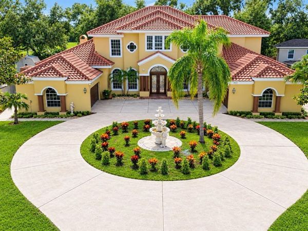 10334 LONGWOOD DRIVE , SEMINOLE, FL 33777