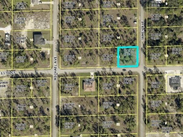 13th E CORNER LOT , LEHIGH ACRES, FL 33972