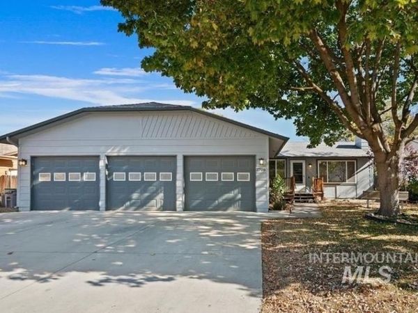 2708 N Ash Park Ln, Boise, ID 83704