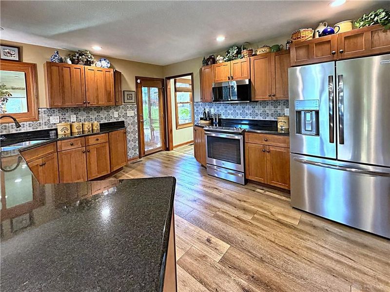 710 Westlake Drive, Troy, OH 45373 Photo 18