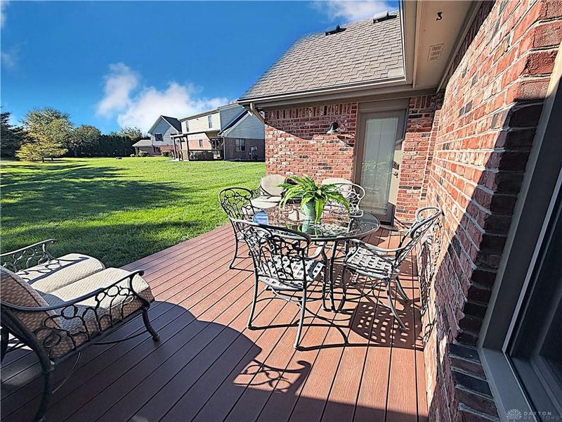 710 Westlake Drive, Troy, OH 45373 Photo 5