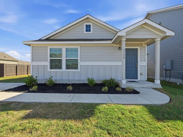 2314 Tornado Aly, Lockhart, TX 78644