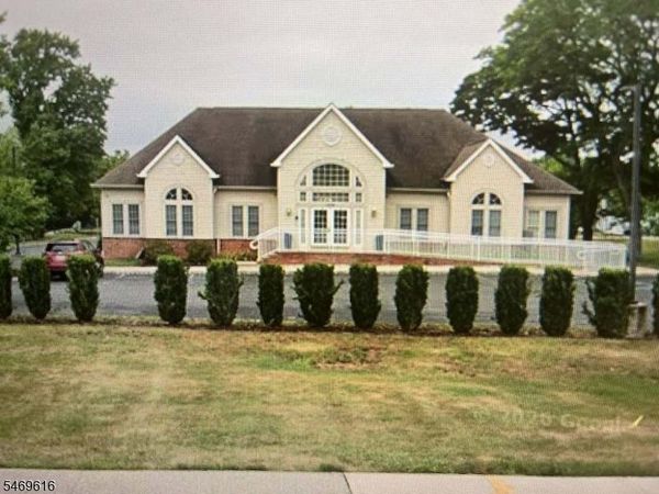 716 Us Highway 206, Hillsborough, NJ 08844