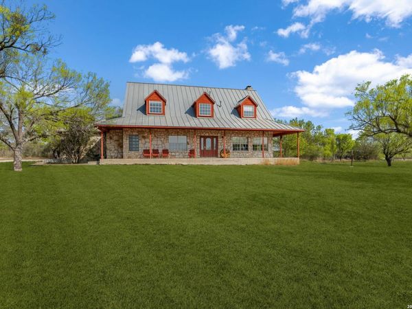 360 A PR 4619, Castroville, TX 78009