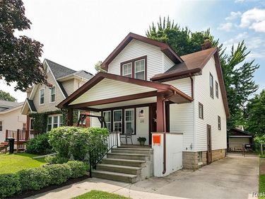242 University Street, Ferndale, Mi 48220
