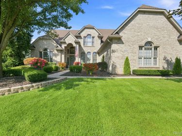 63767 Inverness Drive, Washington Township, Mi 48095