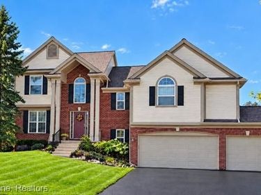 3148 Waldon Ridge Drive, Orion Township, Mi 48359