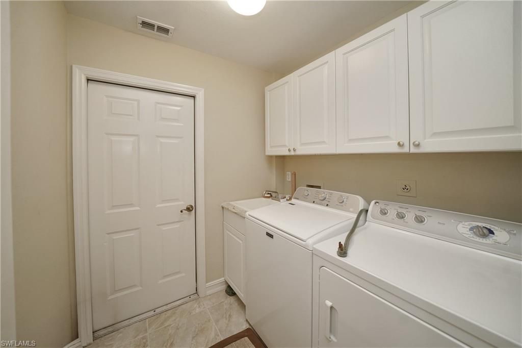 9201 Old Hickory Cir , Fort Myers, FL 33912 Photo