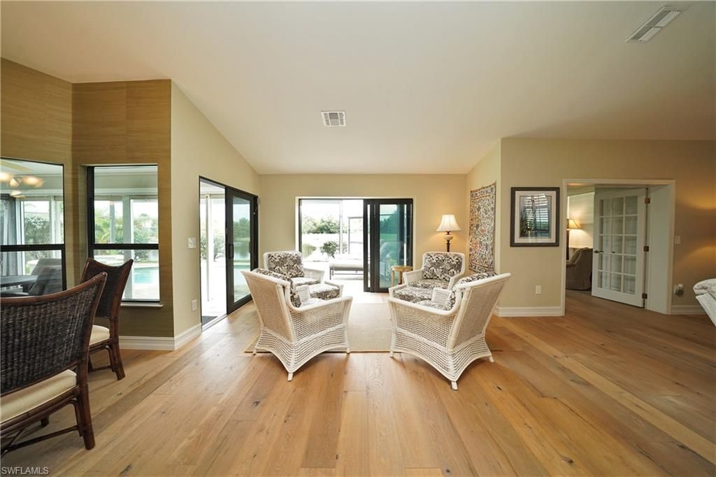 9201 Old Hickory Cir , Fort Myers, FL 33912 Photo