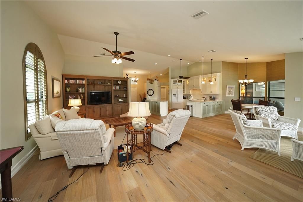 9201 Old Hickory Cir , Fort Myers, FL 33912 Photo