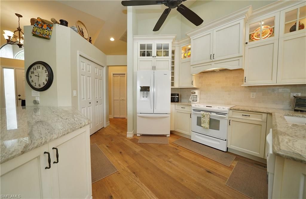 9201 Old Hickory Cir , Fort Myers, FL 33912 Photo