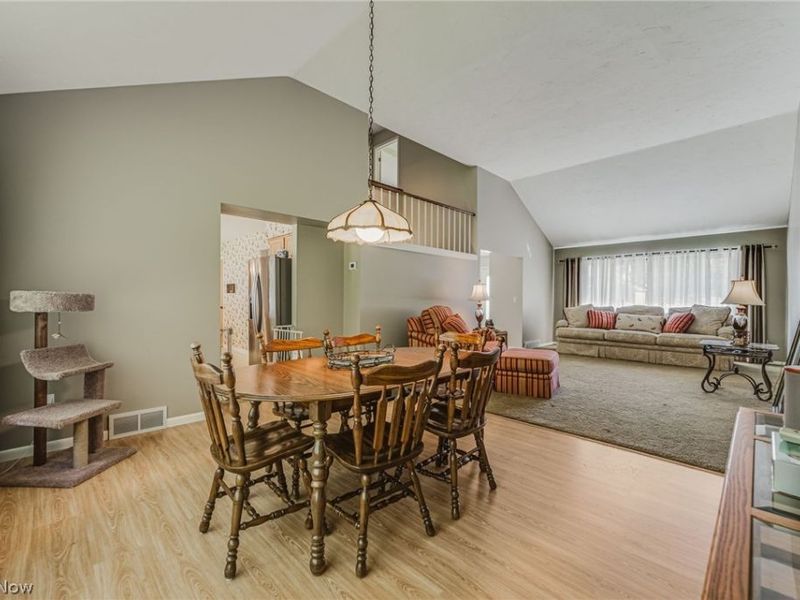 30882 Old Shore Drive , North Olmsted, OH 44070 Photo 13