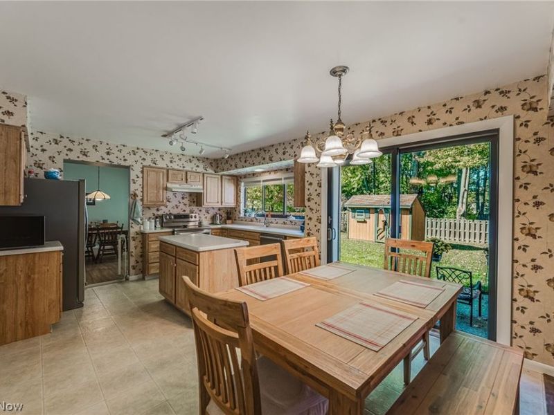 30882 Old Shore Drive , North Olmsted, OH 44070 Photo 18