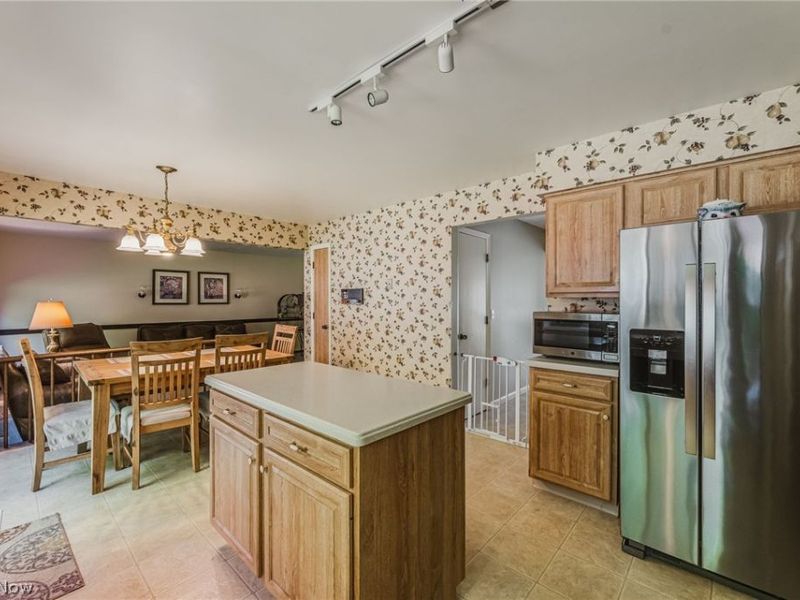 30882 Old Shore Drive , North Olmsted, OH 44070 Photo 21