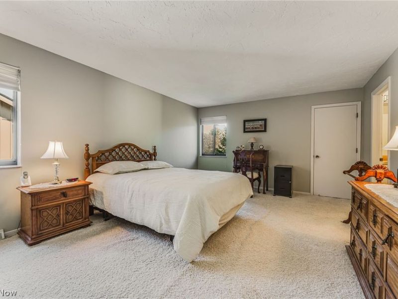30882 Old Shore Drive , North Olmsted, OH 44070 Photo 28