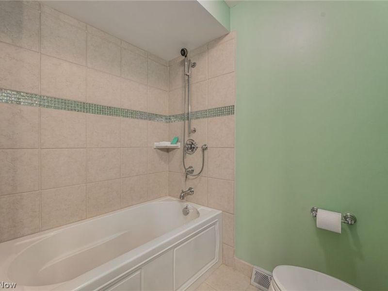 30882 Old Shore Drive, North Olmsted, OH 44070 Photo 35