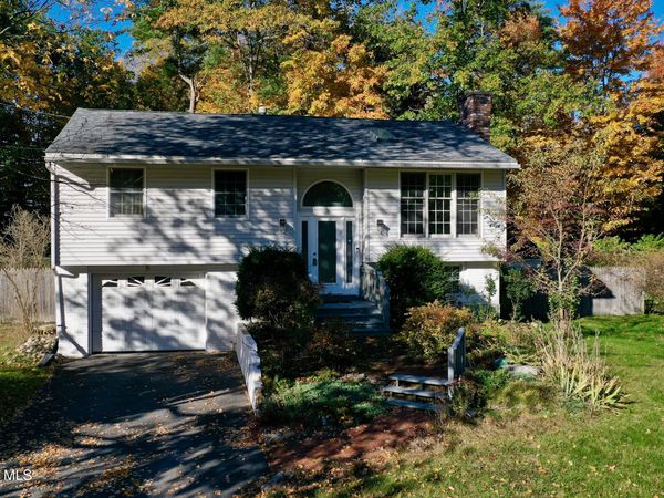 5 White Pine Lane, Saratoga Springs, NY 12866