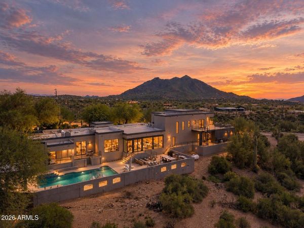 39402 N 67TH Place, Cave Creek, AZ 85331