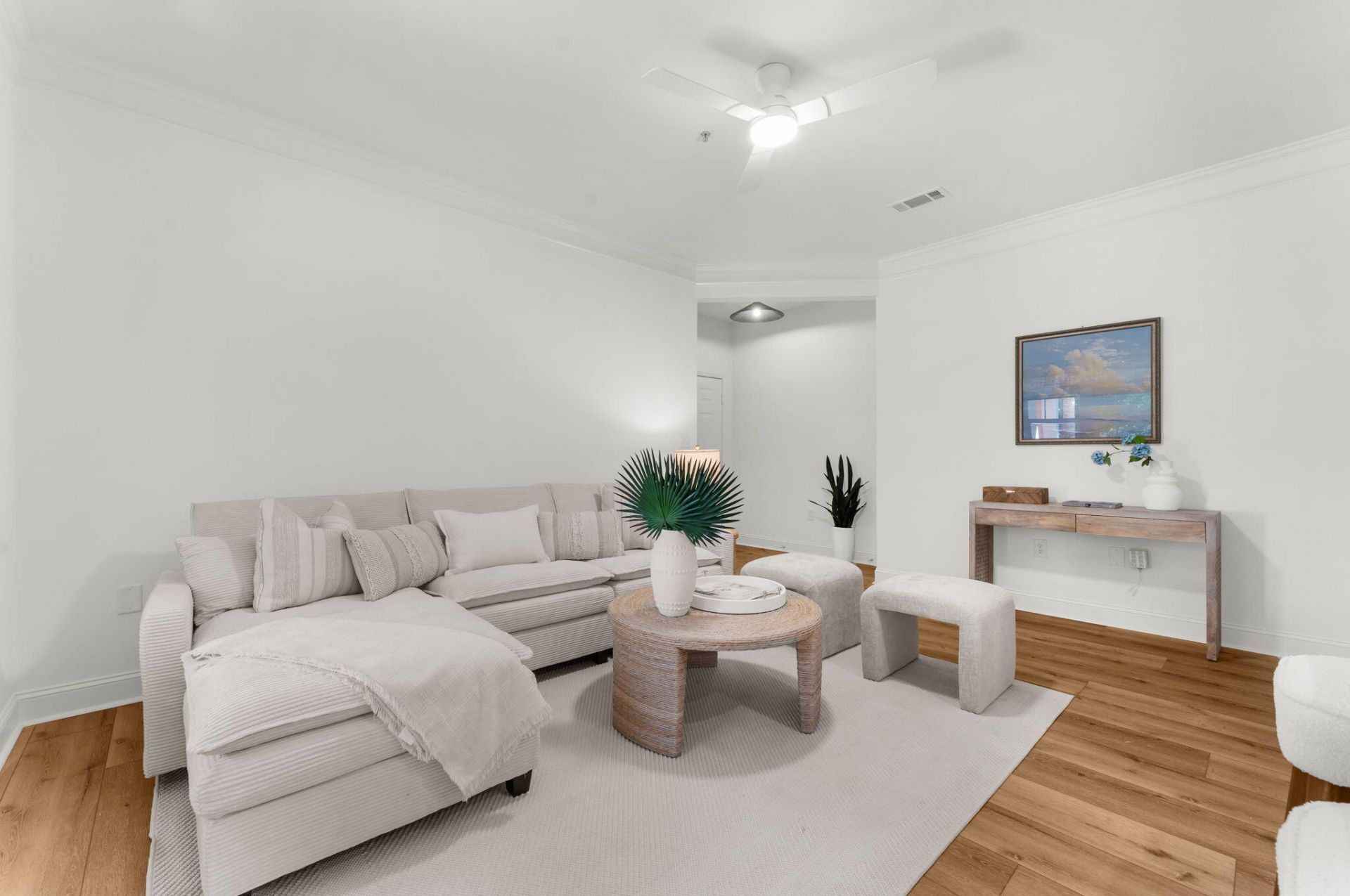 2012 Chatelain Way Photo 4