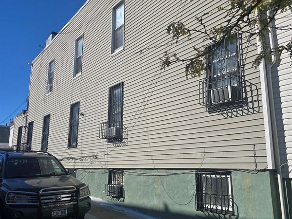 Bronx, NY 10472