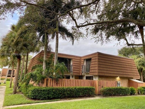 131 Heritage Way , Unit 131, West Palm Beach, FL 33407