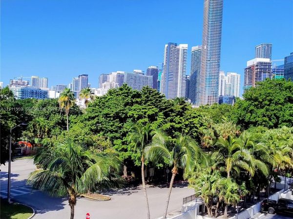 1915 Brickell Ave, Unit C501, Miami, FL 33129