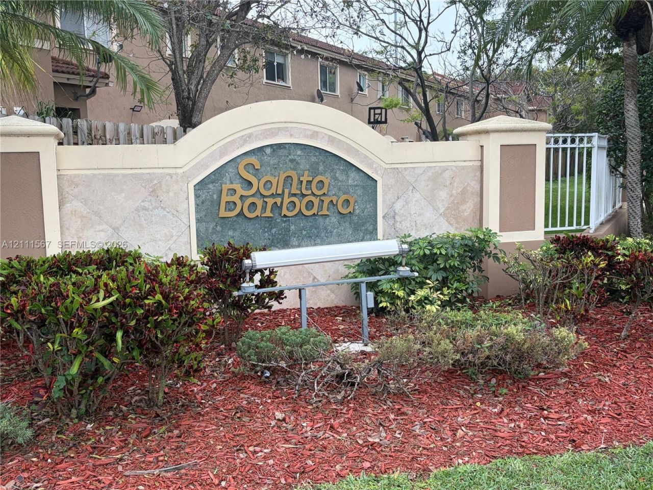 21514 SW 90th Ave , Cutler Bay, FL 33189 Photo
