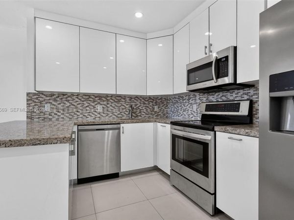 12800 NE 11th Ave , Unit 4, North Miami, FL 33161