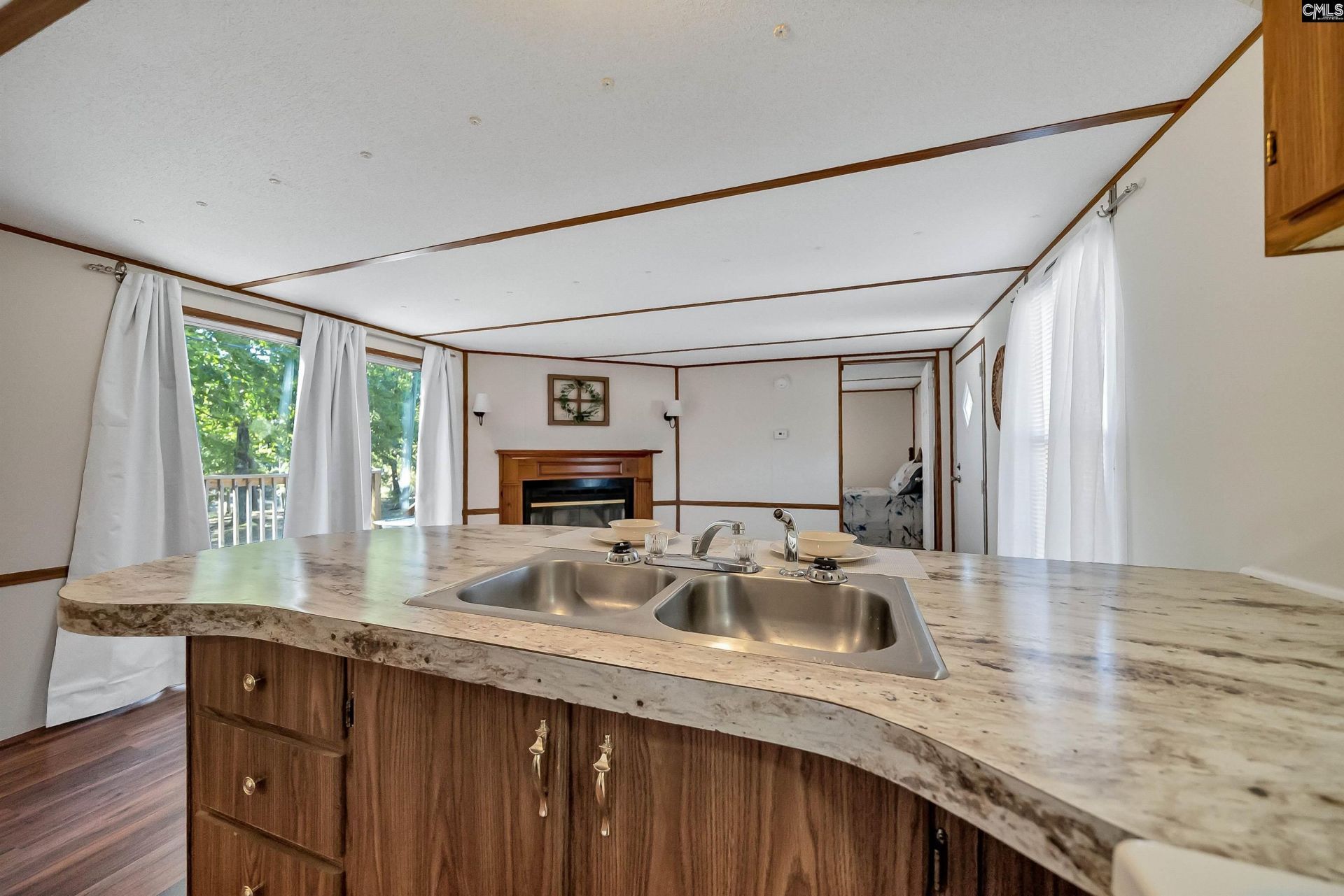358 Shelter Bay Drive Photo 12