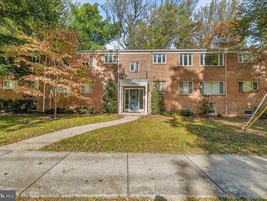 10412 Montrose Avenue , Unit 104, Bethesda, MD 20814 Main Photo