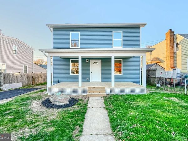 9 AVENAL ROAD , ESSEX, MD 21221