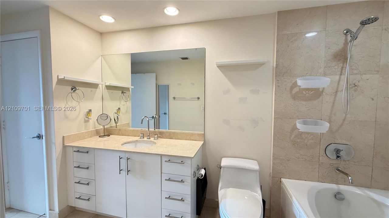 550 Okeechobee Blvd , Unit 616, West Palm Beach, FL 33401 Photo