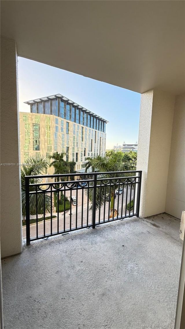 550 Okeechobee Blvd , Unit 616, West Palm Beach, FL 33401 Photo