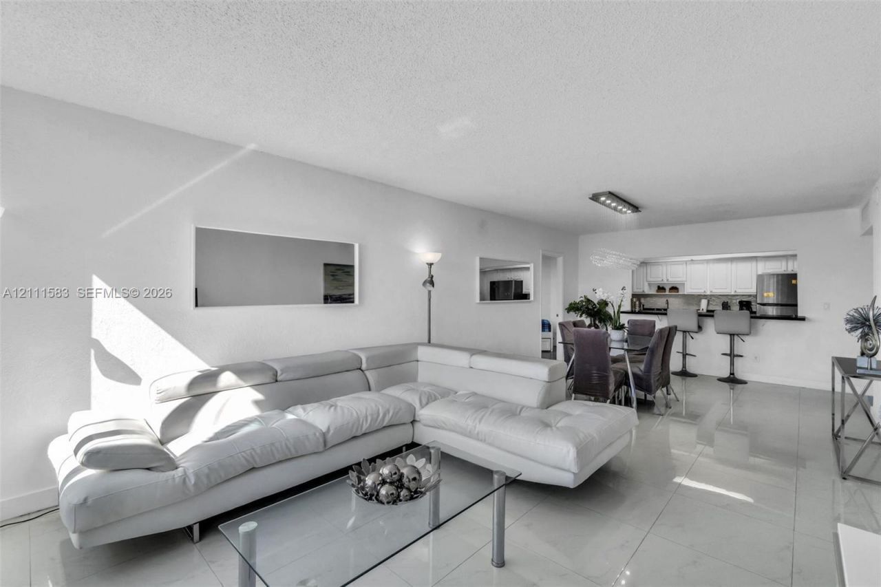 19370 Collins Ave , Unit 1516, Sunny Isles Beach, FL 33160 Photo