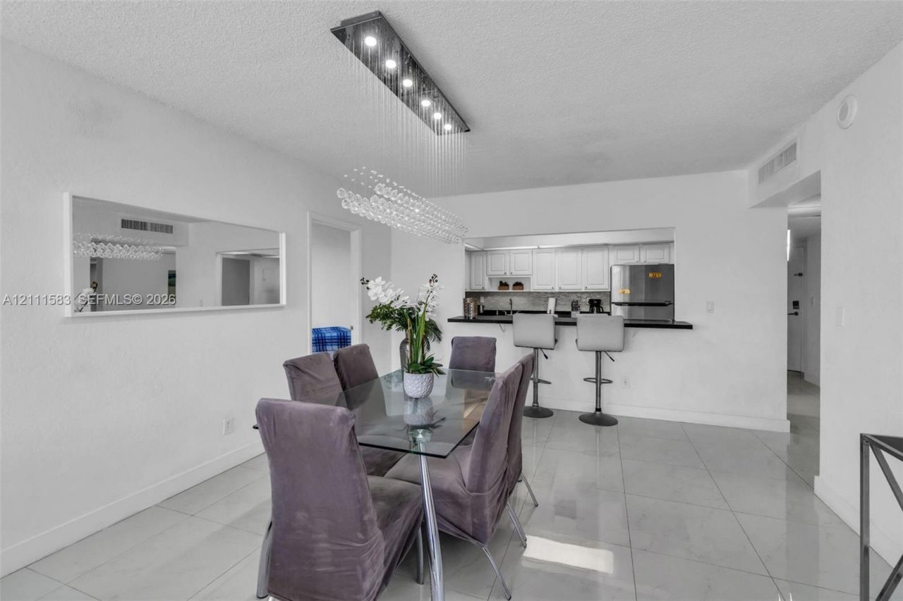19370 Collins Ave , Unit 1516, Sunny Isles Beach, FL 33160 Photo