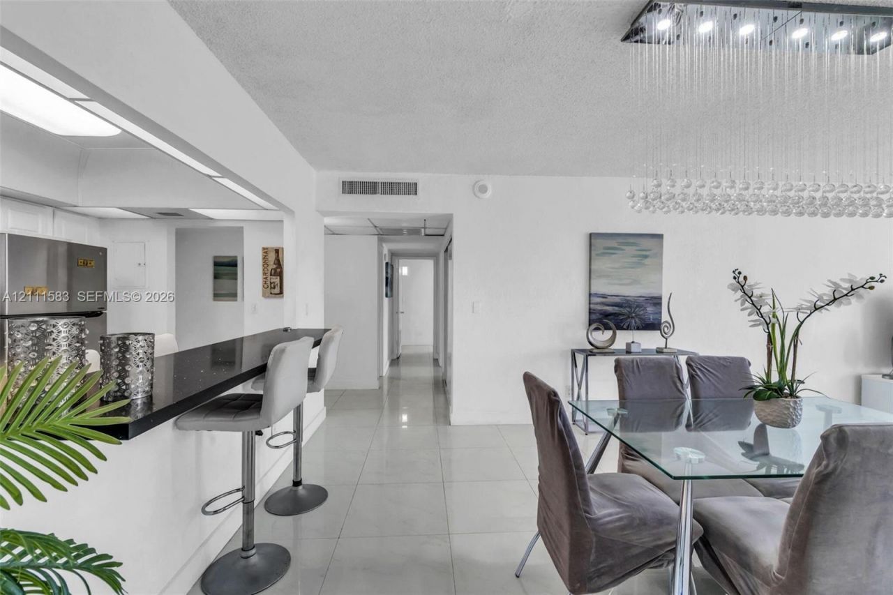 19370 Collins Ave , Unit 1516, Sunny Isles Beach, FL 33160 Photo
