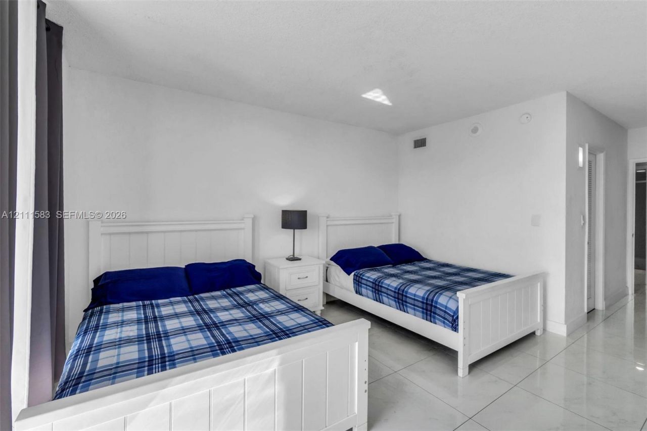19370 Collins Ave , Unit 1516, Sunny Isles Beach, FL 33160 Photo