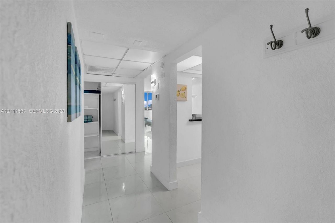 19370 Collins Ave , Unit 1516, Sunny Isles Beach, FL 33160 Photo