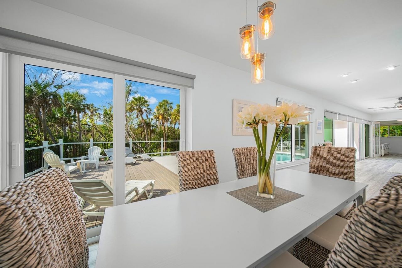 4639 Brainard Bayou Rd, Sanibel, FL 33957 Photo