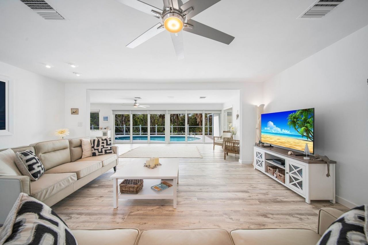 4639 Brainard Bayou Rd, Sanibel, FL 33957 Photo