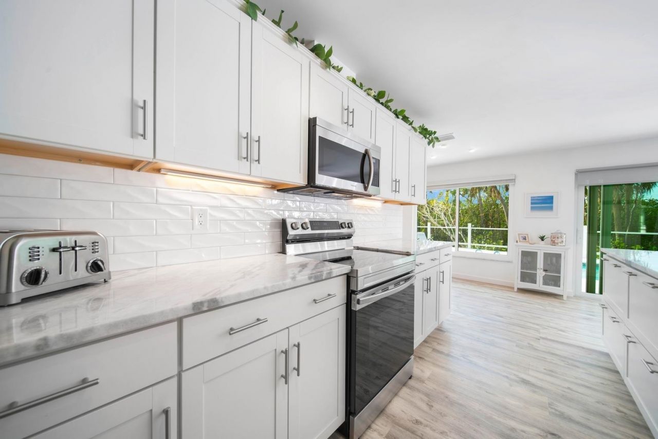 4639 Brainard Bayou Rd, Sanibel, FL 33957 Photo