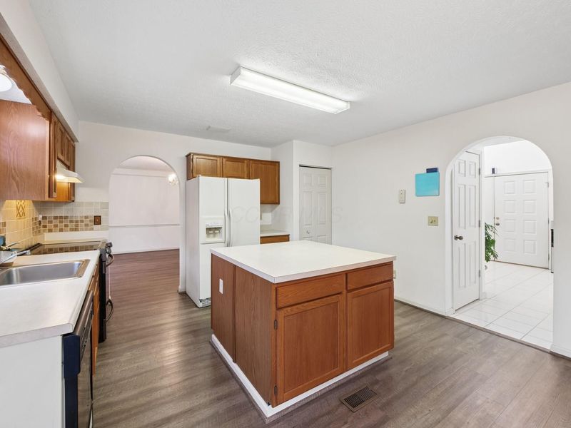 3619 Courtland Drive, Lewis Center, OH 43035 Photo 18