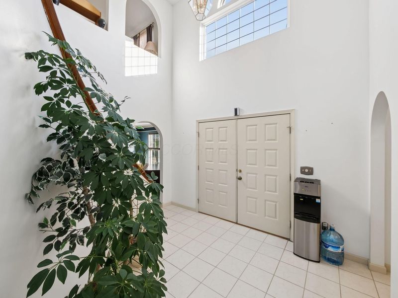 3619 Courtland Drive, Lewis Center, OH 43035 Photo 7