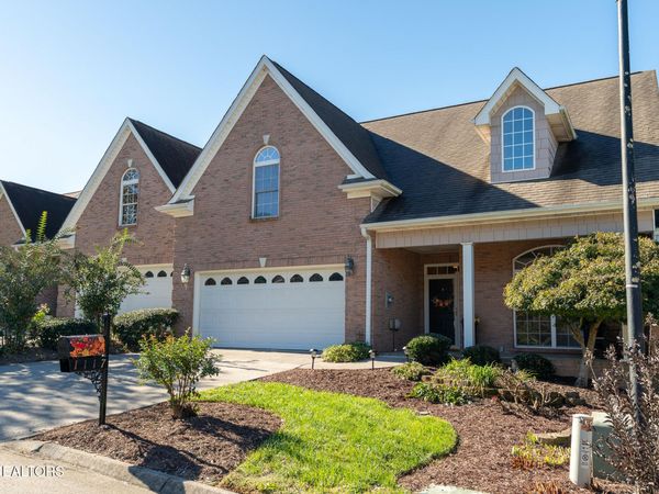 1117 Creekside Village Way, Seymour, TN 37865