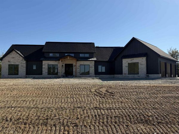 325 Heritage Grove, Alexander, AR 72002