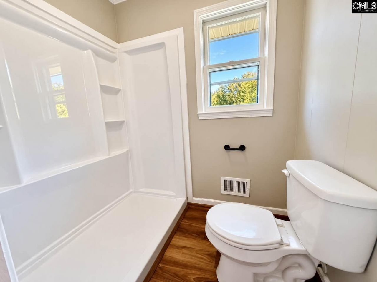 2545 Silverstreet Road  Photo 33