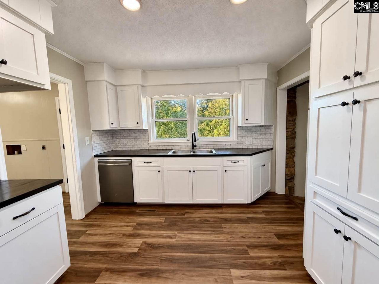 2545 Silverstreet Road  Photo 8
