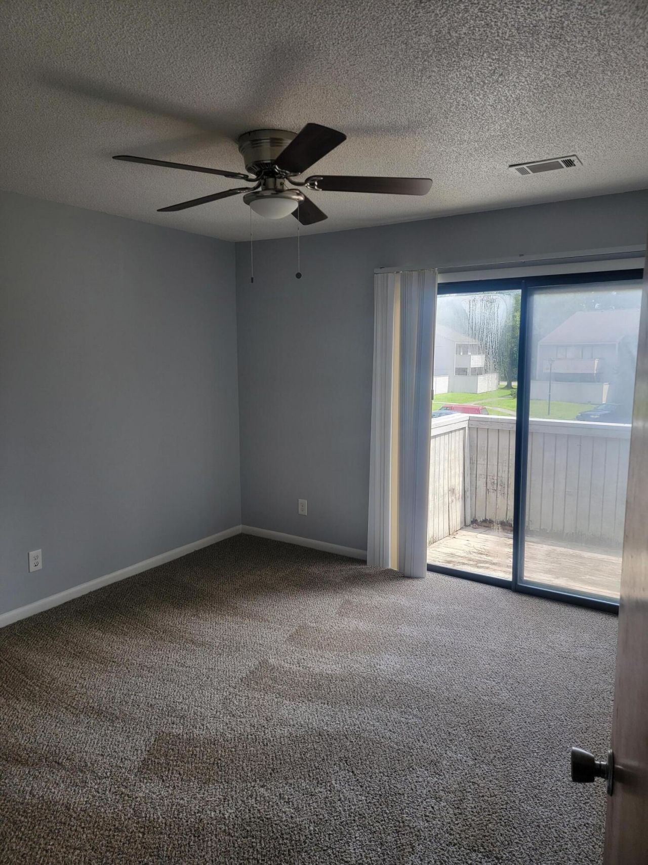 106 Greencastle Drive Photo 8